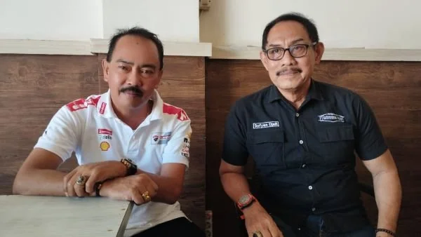 etua Tim  Sofyan Jalil Sikki Kr. Tompo didampingi Wakil Ketua, M Zainal Sese Kr. Jarre (Dok : Ullah KabarMakassar).