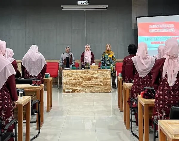Dekranasda Makassar saat Studi Tiru, (Dok: Ist).