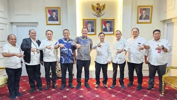 Kanwil Kemenag Sulsel dan BPN Sulsel (Dok : Ist).