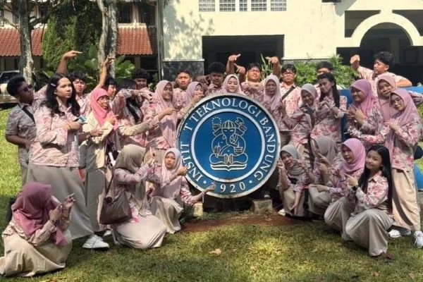 Siswa Bosowa School Makassar Campus Visit ke Institut Teknologi Bandung (ITB). (Dok: Ist)