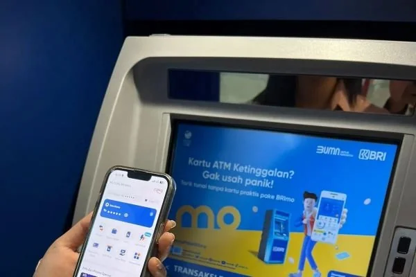 Ilustrasi penarikan uang melalui ATM (Dok : Int).