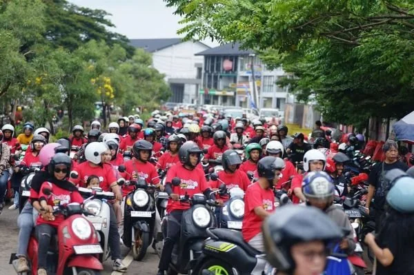 Tips aman berkendara saat konvoi di lalu lintas padat perkotaan (Dok: Ist)