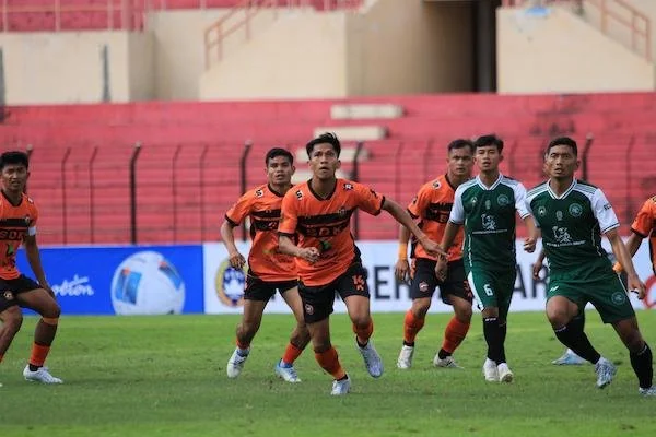 Persimaju Mamuju saat berhadapan dengan Binjai City SC di Putaran LIGA 4 Piala Presiden di Bantul, Yogyakarta (dok:ist)