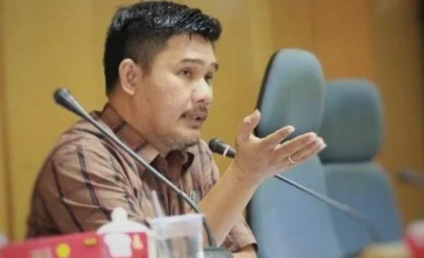 Pelaksana Tugas (Plt) Direktur Utama Perumda Parkir Makassar, Adi Rasyid Ali
