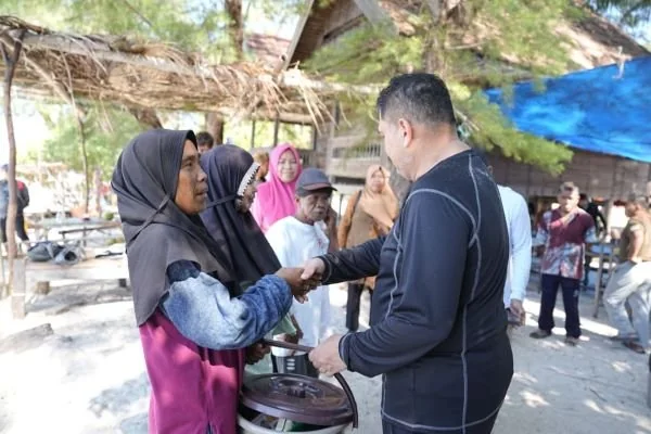 Wali Kota Makassar, Munafri Arifuddin saat Sambangi Pulau Langkai dan Lanjukang (Dok: Ist)