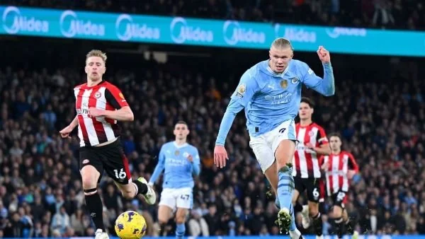 Duel sengit Manchester City vs Brentford (Dok : Int).