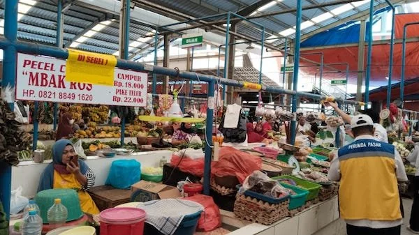 Suasana Pedagang di Pasar Sawah (Dok: Ist).