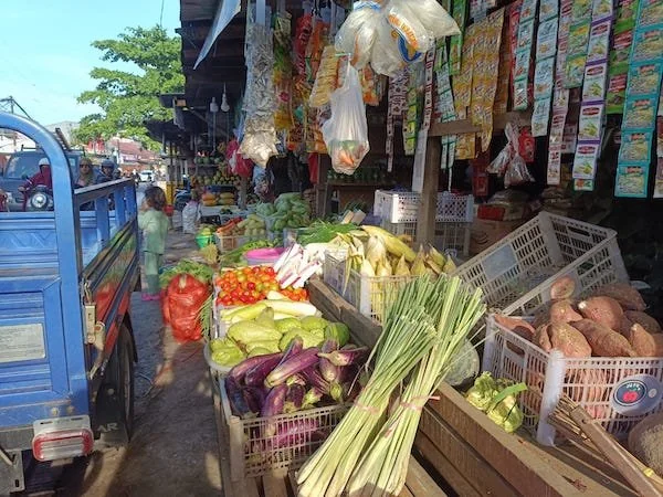 suasana pasar di Jl Nipa-Nipa, Makassar (dok kabarMakassar)