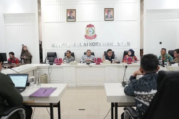Rakor Pemkot Makassar dan KPK Bahas Proyek Strategi 2026 )Dok: Ist).