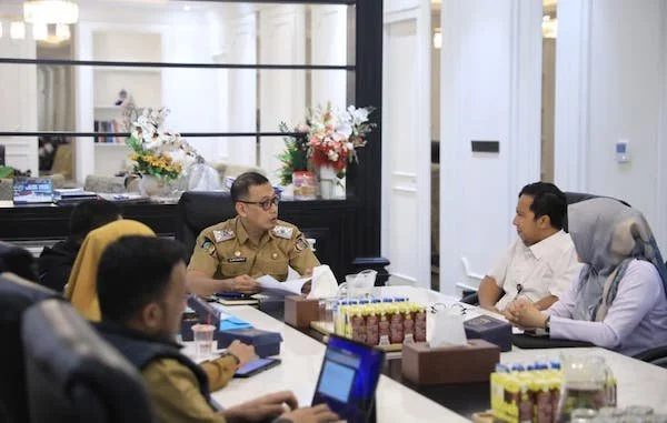 Audiensi Sekda Kota Makassar Andi Zulkifly Nanda dan Kunjungan Direktorat Air Minum Direktorat Jenderal Cipta Karya Kementerian Pekerjaan Umum, (Dok: Ist).