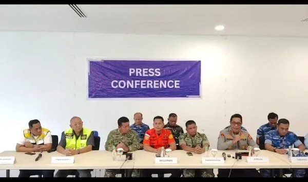 konferensi pers lintas instansi di bandar sultan Hasanuddin (Foto : Dwiki Luckianto Septiawan KabarMakassar)