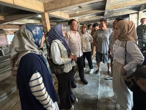 Komisi B DPRD Kota Makassar melakukan Sidak Gedung Pasar Terong, (Dok: Ist).