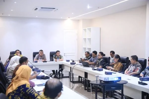 Rapat Koordinasi Pembahasan Tindak Lanjut Serah Terima Sarana dan Prasarana Pusat Niaga Daya, (Dok: Ist).