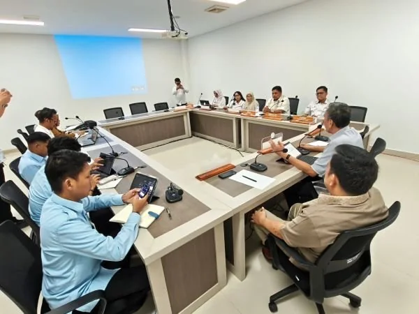 Rapat Dengar Pendapat Umum Komisi III DPRD Sulbar bersama pihak SPPG (Dok: Ist)