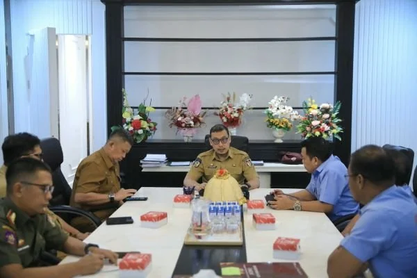 Sekda Kota Makassar Andi Zulkifly Nanda saat audiensi dengan pengurus KONI Makassar (Dok: Ist)