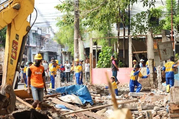 Penertiban PKL Cat Kuning di Bontoala, (Dok: Ist).