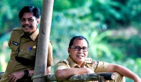 Walikota Makassar Danny Pomanto bersama Pj Sekda Makassar Firman Hamid Pagarra. Foto Ist