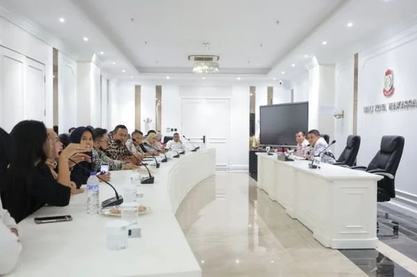 Rakor Penanganan Penertiban Bangunan di Kecamatan Ujung Tanah, (Dok: Ist).