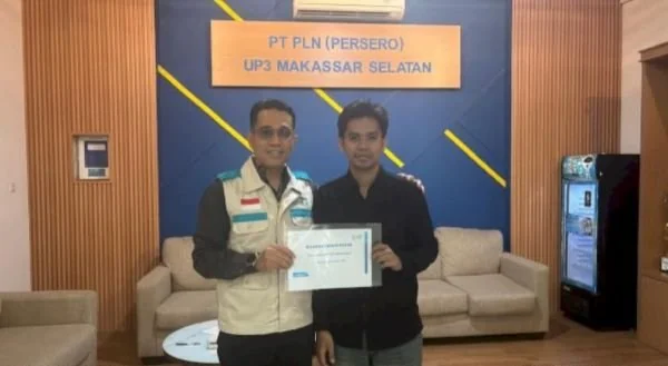 PT PLN (Persero) UP3 Makassar Selatan menunjukkan kepedulian terhadap dunia pendidikan melalui program Beasiswa Cahaya Pintar (Dok: Ist)