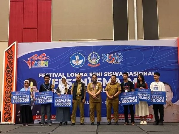Dinas Pendidikan (Disdik) Sulsel melalui Bidang SMA menggelar Festival dan Lomba Seni Siswa Nasional (FLS2N) tingkat Provinsi.