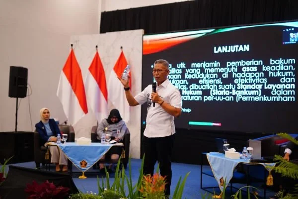 Kadiv P3H Kanwil Kemenkum Sulsel Bahas Urgensi Pembentukan Posbankum Desa/Kelurahan (Dok : Ist).