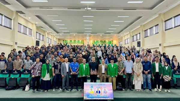 Program Studi Teknik Industri Universitas Muslim Indonesia (UMI) menyelenggarakan Kuliah Umum Teknik Industri bertema "The Role of Industrial Engineers for Sustainability and Smart City" yang berlangsung di Aula Teleconference Lantai 5 FK UMI Makassar, Ka