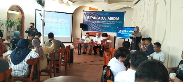 Pertemuan BI bersama Media di Mamuju disalah satu warkop (dok:Aldy Djemmang)