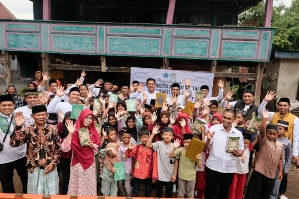 Bupati Bantaeng, M. Fathul Fauzy Nurdin, secara resmi melantik dan mengukuhkan Pengurus Riders Muslim Bantaeng masa bakti 2026–2028. (Dok: Ist)