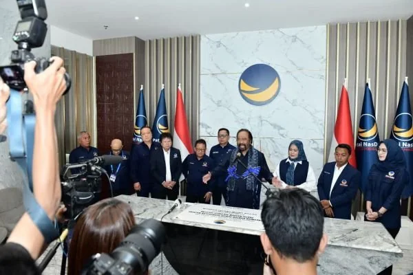 Ketua Umum Partai NasDem, Surya Paloh, saat Meresmikan Kantor Nasdem Sulsel, (Dok: Ist).