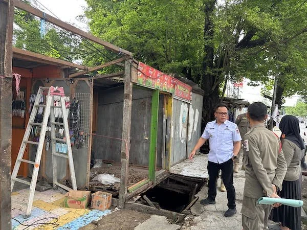 Penertiban PKL di Jalan Alauddin Kota Makassar (Dok: Ist).