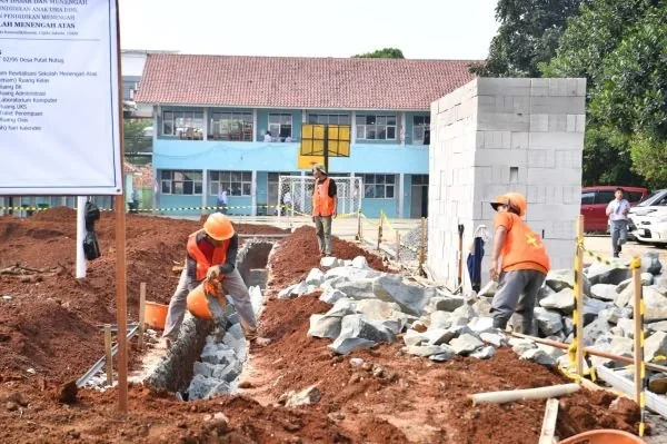 Revitalisasi sekolah oleh Kemendikdasmen (dok. Ist)