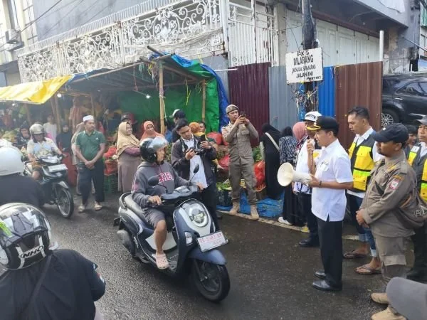 Penertiban PKL di Kota Makassar (Dok: Ist).