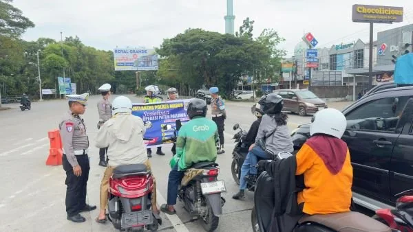 Sosialisasi pelanggaran patuh Pallawa 2025 oleh Polres Maros (Dok: Ist)