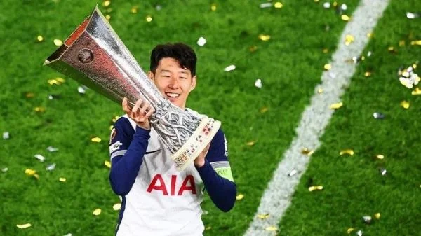 Son Heung-min Resmi Tinggalkan Tottenham Hotspur (Dok : int).