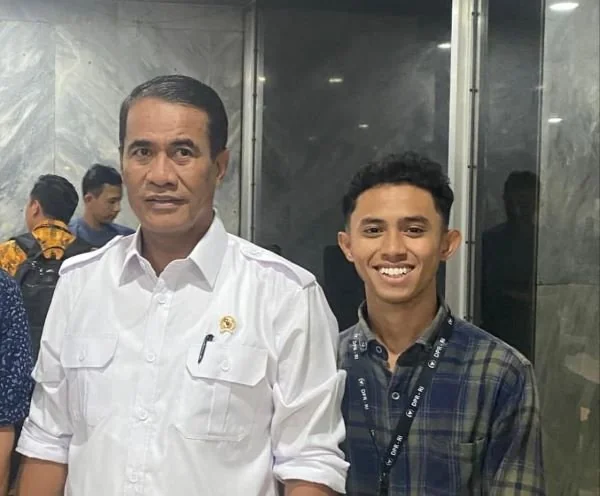 Pemuda Jeneponto, Muh. Fadil Syam, saat menemui Mentan Andi Amran Sulaiman. (Ist).