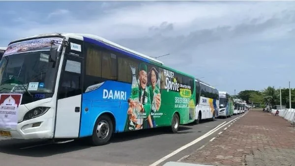 Bus mudik gratis Pemprov Sulsel bekerja sama lintas sektor (dok. Syamsi/KabarMakassar)