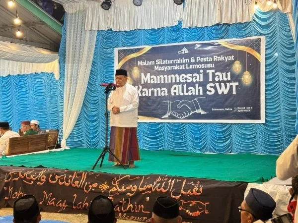 Wakil Gubernur Sulbar, Salim S Mengga saat menyampaikan perbaikan jalan Tutar (Dok : Ist).