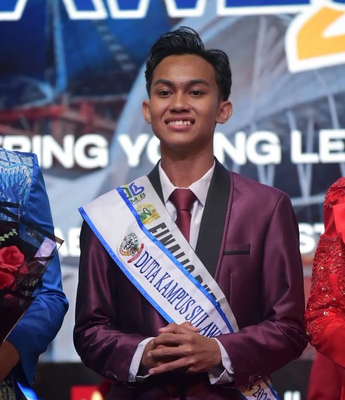 Adi Darmawanza meraih Juara 1 Duta Kampus Sulsel
