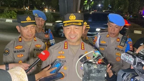 Kapolrestabes Makassar, Kombes Pol Arya Perdana di lokasi bentrok (Dok : Atri KabarMakassar).
