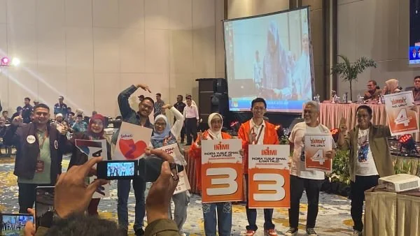 Keempat Paslon Pilwalkot saat mendapatakan nomor urut masing-masing (Dok: Atri KabarMakassar).