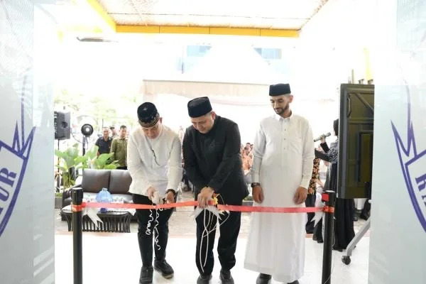 Wali Kota Makassar, Munafri Arifuddin saat Meresmikan cabang ke-2 Sekolah Islam Terpadu (SIT) Raffasya Yayasan Baitul Makmur (Dok: Ist).