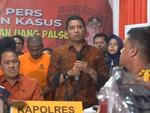 Rektor UIN Alauddin Makassar, Prof Hamdan Juhannis di Polres Gowa (Dok: Atri KabarMakassar).