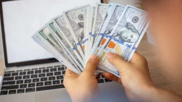 Dolar (Dok : int).