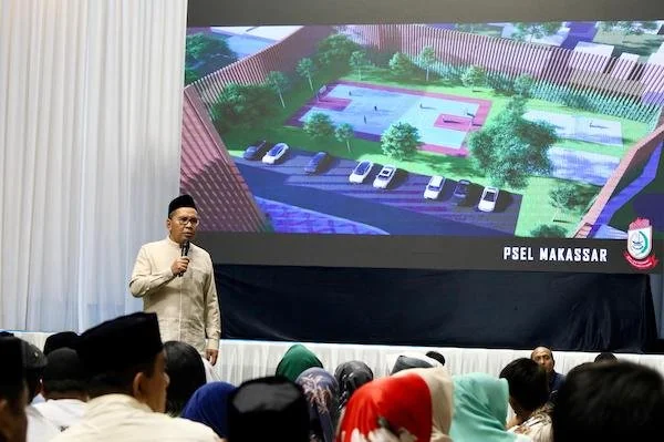 Wali Kota Makassar Danny Pomanto