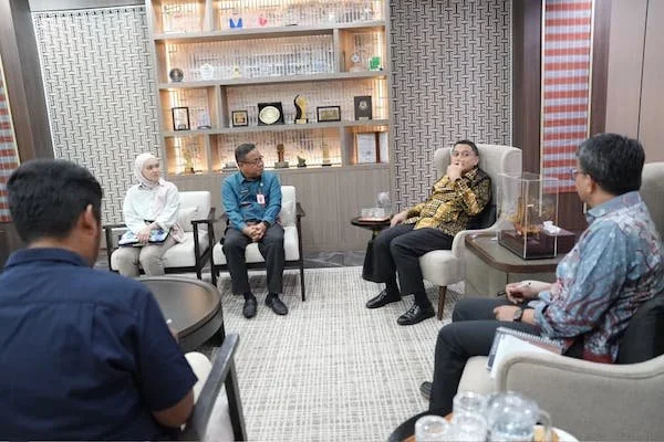 Gimana Peneliti Unhas saat Bertemu dengan Wali Kota Makassar Munafri Arifuddin (Dok: Ist).