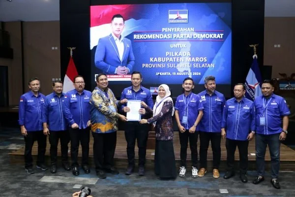 Chaidir - Suhartina Terima B1KWK dari Demokrat  (Dok : Ist).