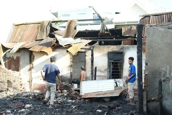 Suasana Rumah di Mangasa Pasca Kebakaran (Dok: KabarMakassar).