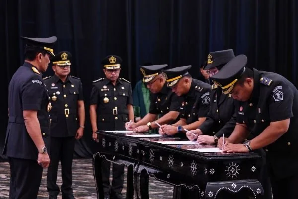 Pelantikan Pejabat Non Manajerial di lingkungan Kemenkum Sulsel (Dok : Ist).