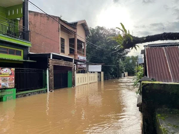 (Foto : Banjir Makassar Dok. Andini KabarMakassar)