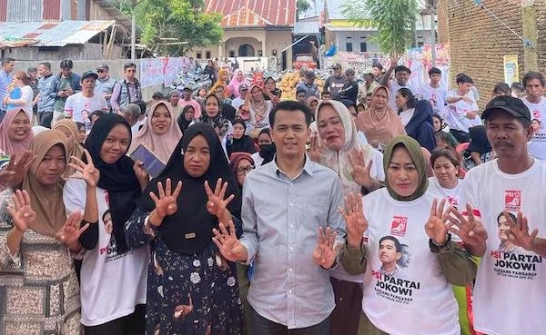 Benidiktus Papa dan Warga Kabupaten Takalar